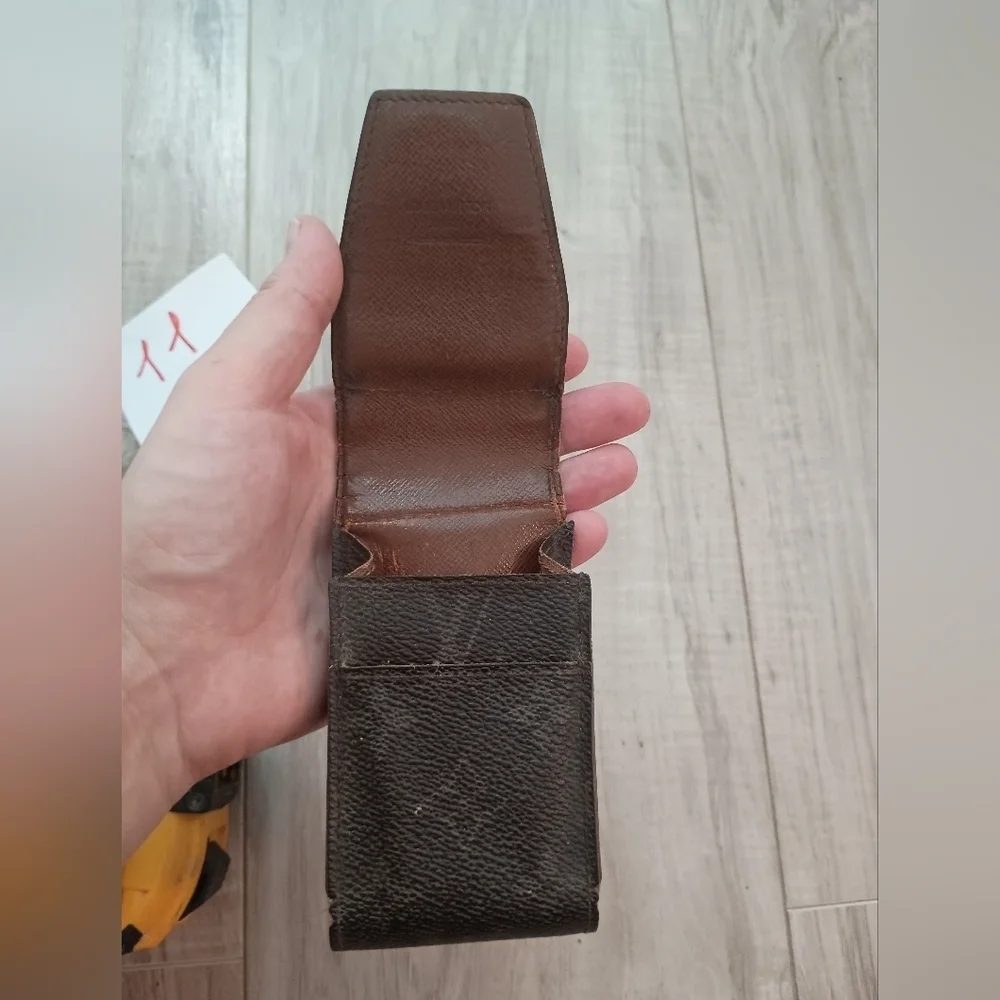 Louis Vuitton LV Etui Monogram Cigarette Tobacco Case Holder Brown Pouch